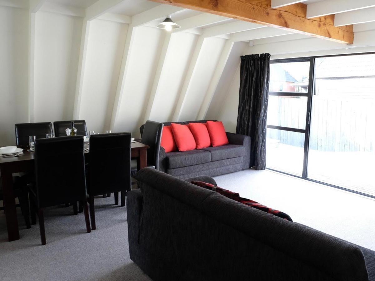 Central Ski Chalet - Ohakune Holiday Home Esterno foto