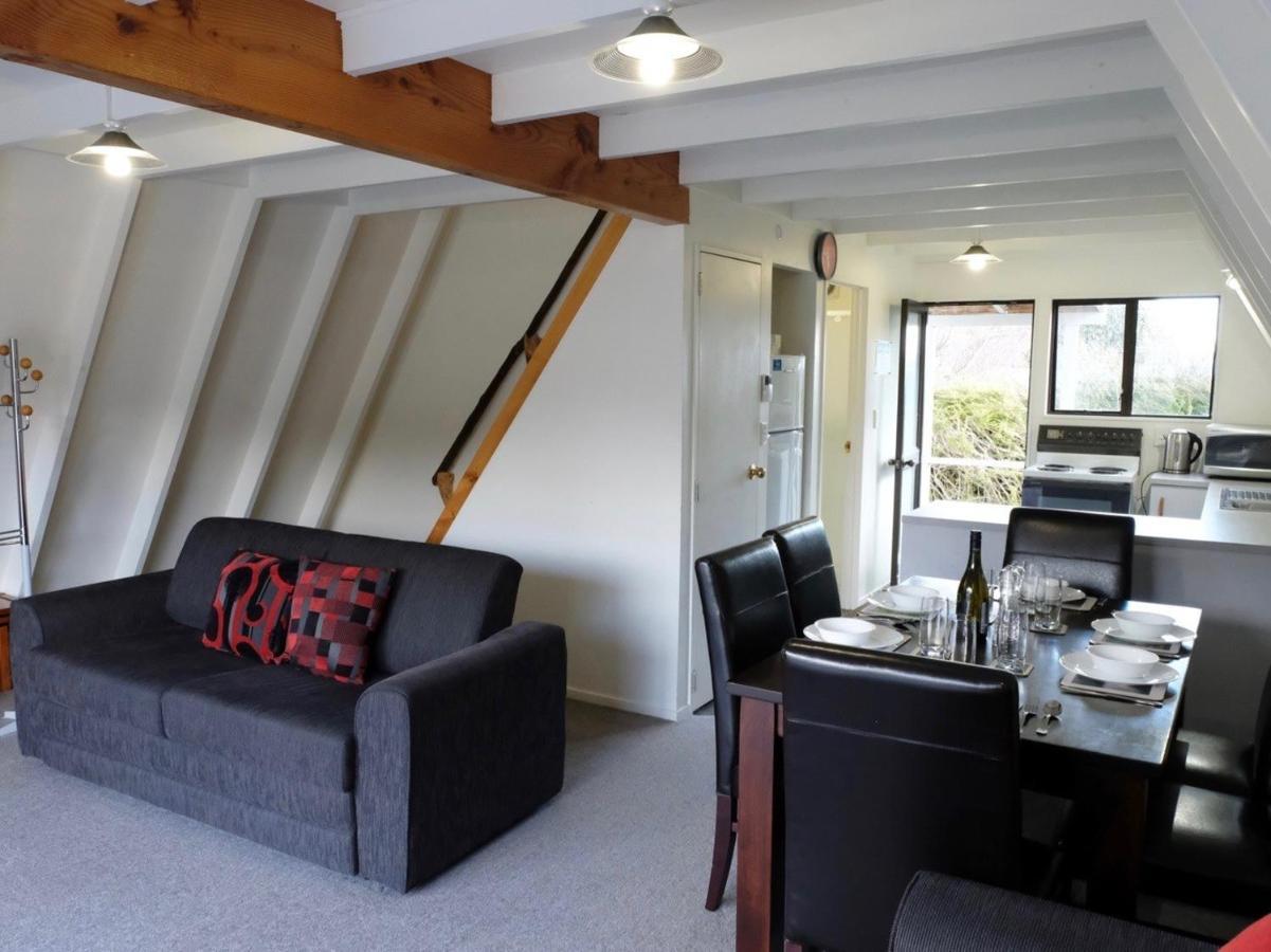 Central Ski Chalet - Ohakune Holiday Home Esterno foto
